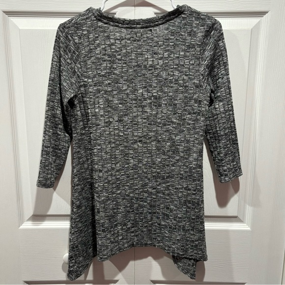 RELATIVITY NWT Women’s Soft Kitted Quarter Sleeve Shirt Top - gray, size S - Picture 2 of 5